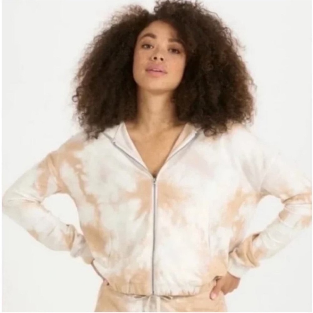 Vuori Tie-Dye Hoodie - Cream and Tan
